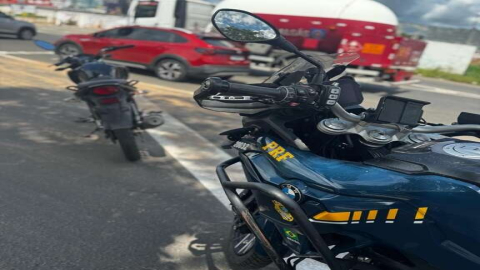 PRF apreende motocicleta com sinais de adulteração e registro de furto em Teresina