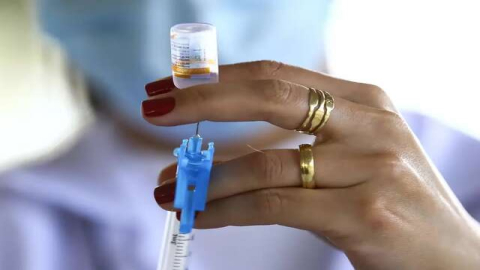Anvisa avalia desenvolvimento de vacina contra gripe aviária para humanos