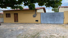 Aluga-se casa com cinco quartos, em Floriano, e apartamentos em Barão de Grajaú-MA