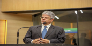 Audiência para debater a implementação da Lei Orgânica Nac. das Polícias Civis é requerida por Gustavo