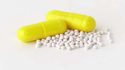 Uso prolongado de omeprazol pode afetar absorção de minerais e saúde óssea, alerta estudo brasileiro