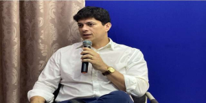 Enéas Maia, do MDB, observa que a gestão Antônio Reis, de Floriano, está muito engessada