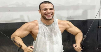 Educador físico é preso acusado de agredir namorada com mordida