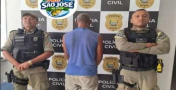 Preso por ameação a ex-companheiro em São José do Peixe é transferido para a Central de Floriano