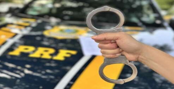 PRF cumpre mandado de prisão por estelionato durante fiscalização