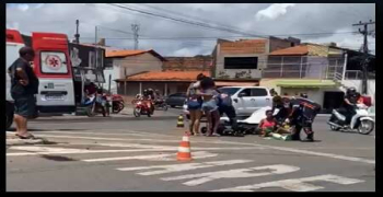 Acidente no contorno das Avenidas Calisto Lobo com a Dirceu Arcoverde, deixa ferido