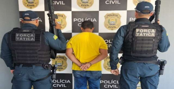 Homem é preso acusado de ameaçar companheira e a filha dela