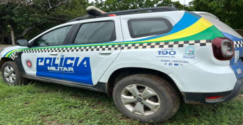 Duas pessoas são baleadas por dupla que invadiu residência