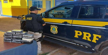 PRF apreende cloridrato de cocaína escondido em compartimento de caminhão