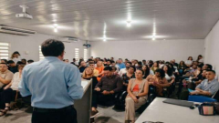 Palestras e lançamentos de livros marcam primeiro dia do VI Workshop em Linguística Textual da UESPI