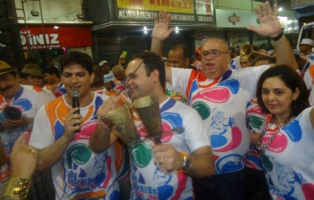 eneascantaingratos2014