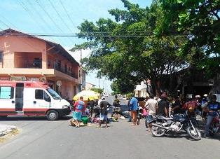 colidemotcarro