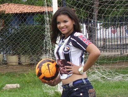 elanneaguiar010