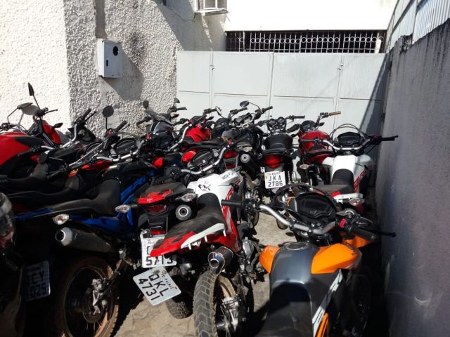 motos