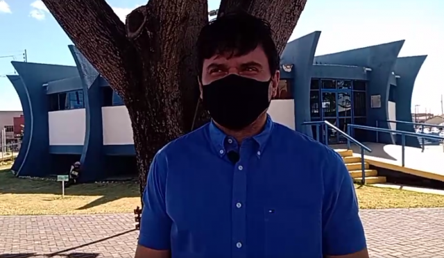 carlos
