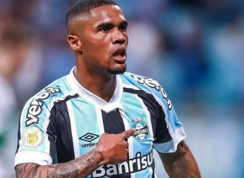 douglas costa