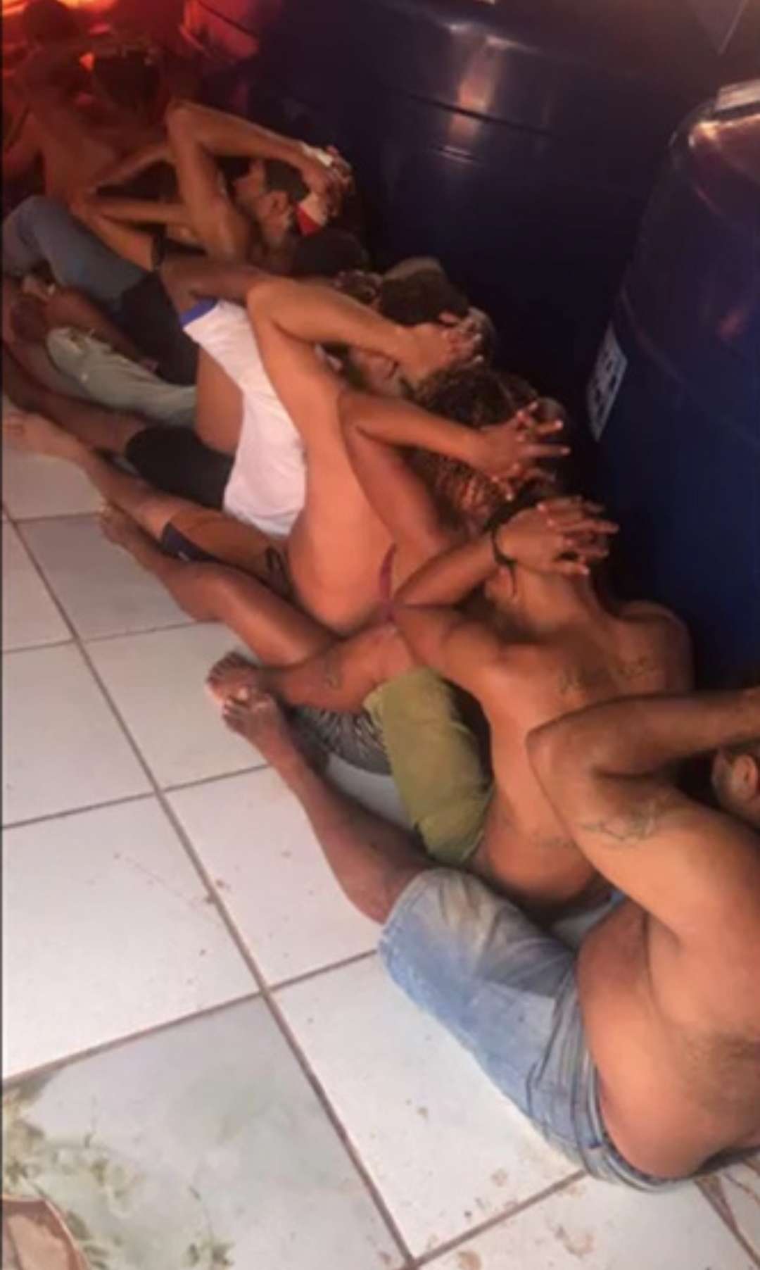 escavando
