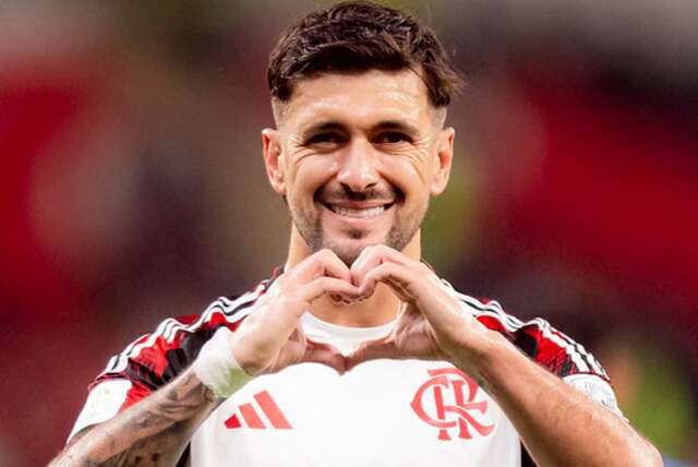 Flamengo vence o Cruz Azul e avança para as semifinais do Intercontinental