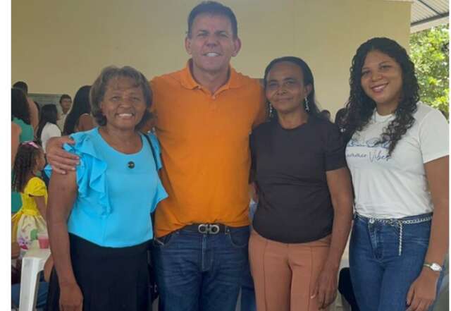 Daguia de Bela recebeu o deputado Cel. Carlos Augusto, em Floriano com cerca de 400 pessoas