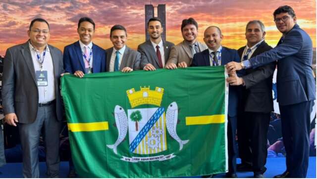 Oito dos quinze vereadores de Floriano estão em Brasília na Marcha dos Vereadores