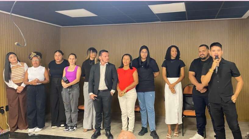 Em café com a imprensa, Léo Carlos, Sec. da Comunicação, apresenta os novos membros da pasta