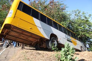 onibusrebanceira2082012