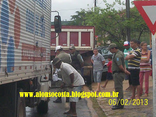 caminhaoacident022013