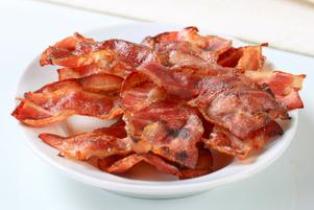 bacon-centenaria1052013